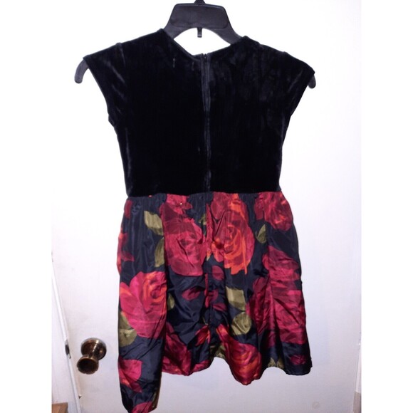 The Children’s Place Girls Size 10 Holiday Dress – Black Velvet & Red Floral - Picture 2 of 7